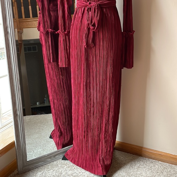 Red roush maxi dress with waist tie - Picture 3 of 5